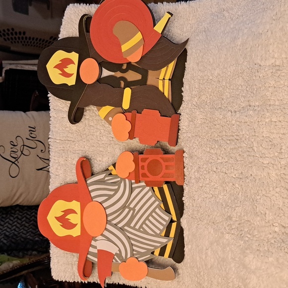 Handcrafted Firefighter Gnome Set wirh display stands - Picture 1 of 3